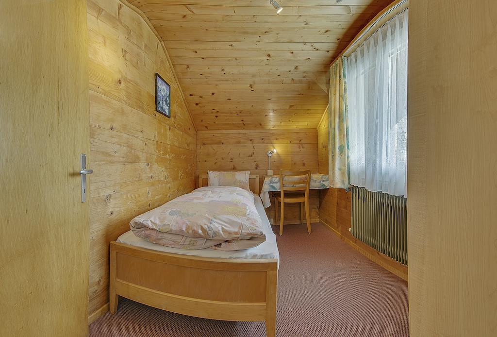 Anemone Appartement Saas-Fee Kamer foto